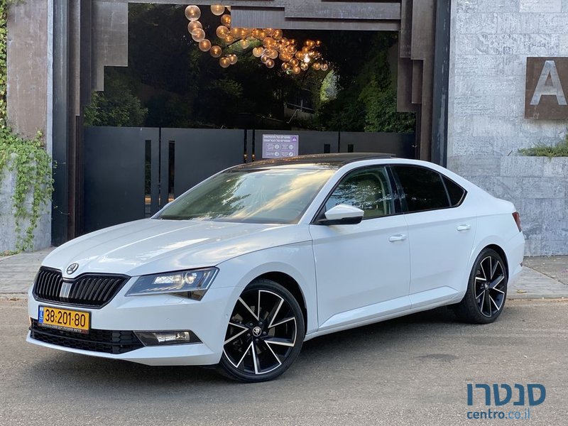 2017' Skoda Superb סקודה סופרב photo #6