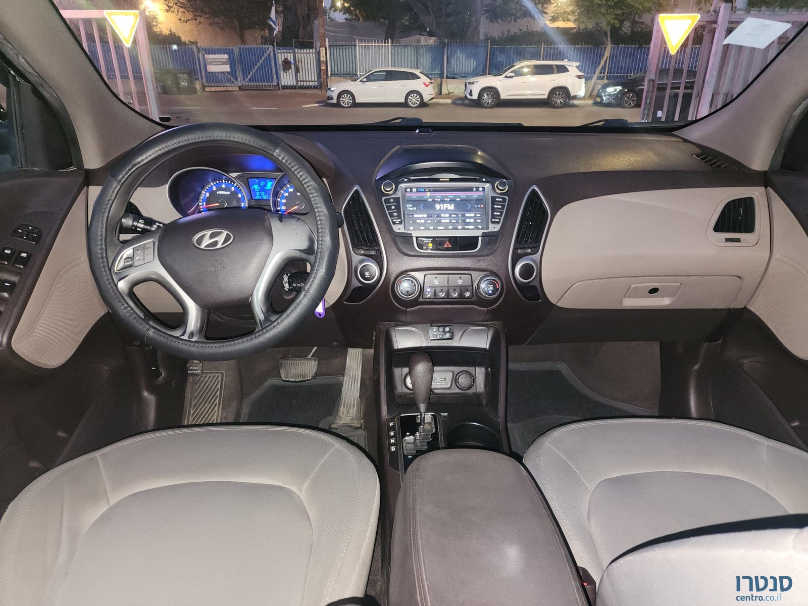 2012' Hyundai ix35 photo #2