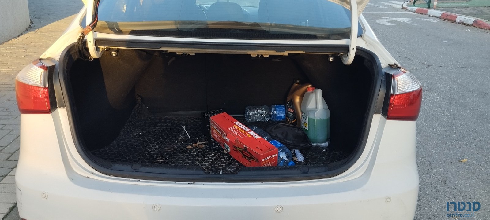 2014' Kia Forte photo #4