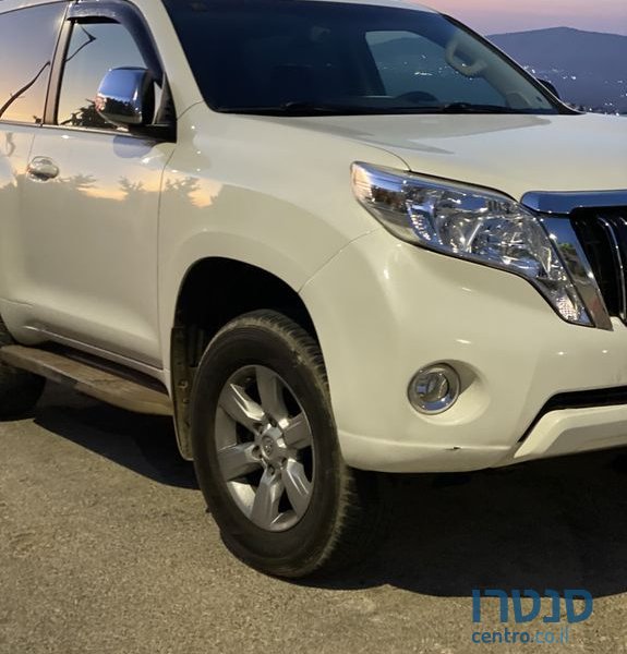 2017' Toyota Land Cruiser טויוטה לנד קרוזר photo #2