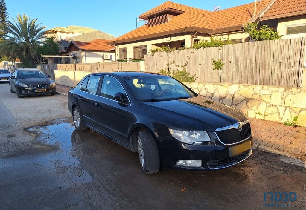 2011' Skoda Superb סקודה סופרב photo #1