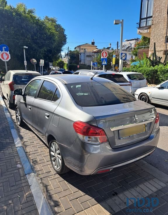 2016' Mitsubishi Attrage מיצובישי אטראז' photo #3