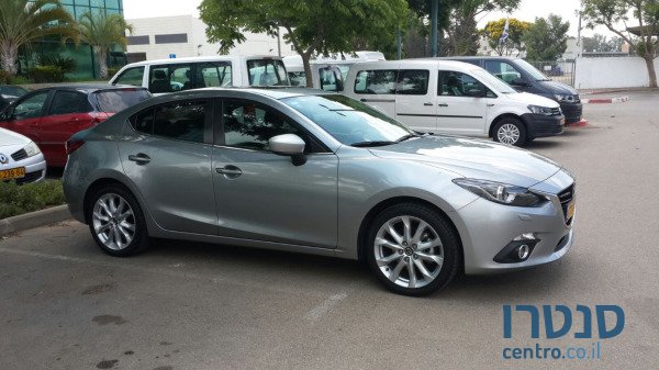 2015' Mazda 3 photo #1