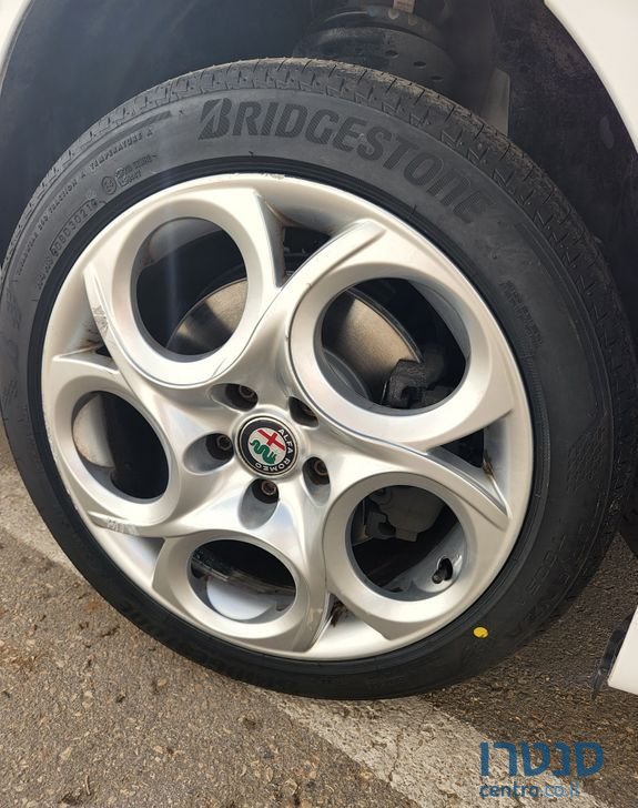 2018' Alfa Romeo Giulietta אלפא רומיאו ג'ולייטה photo #2