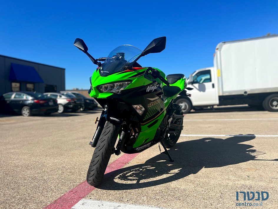 2020' Kawasaki Ninja 400 KRT AB photo #3