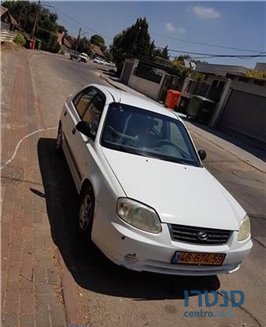 2005' Hyundai Accent פמילי GL ‏5 דלת' photo #2