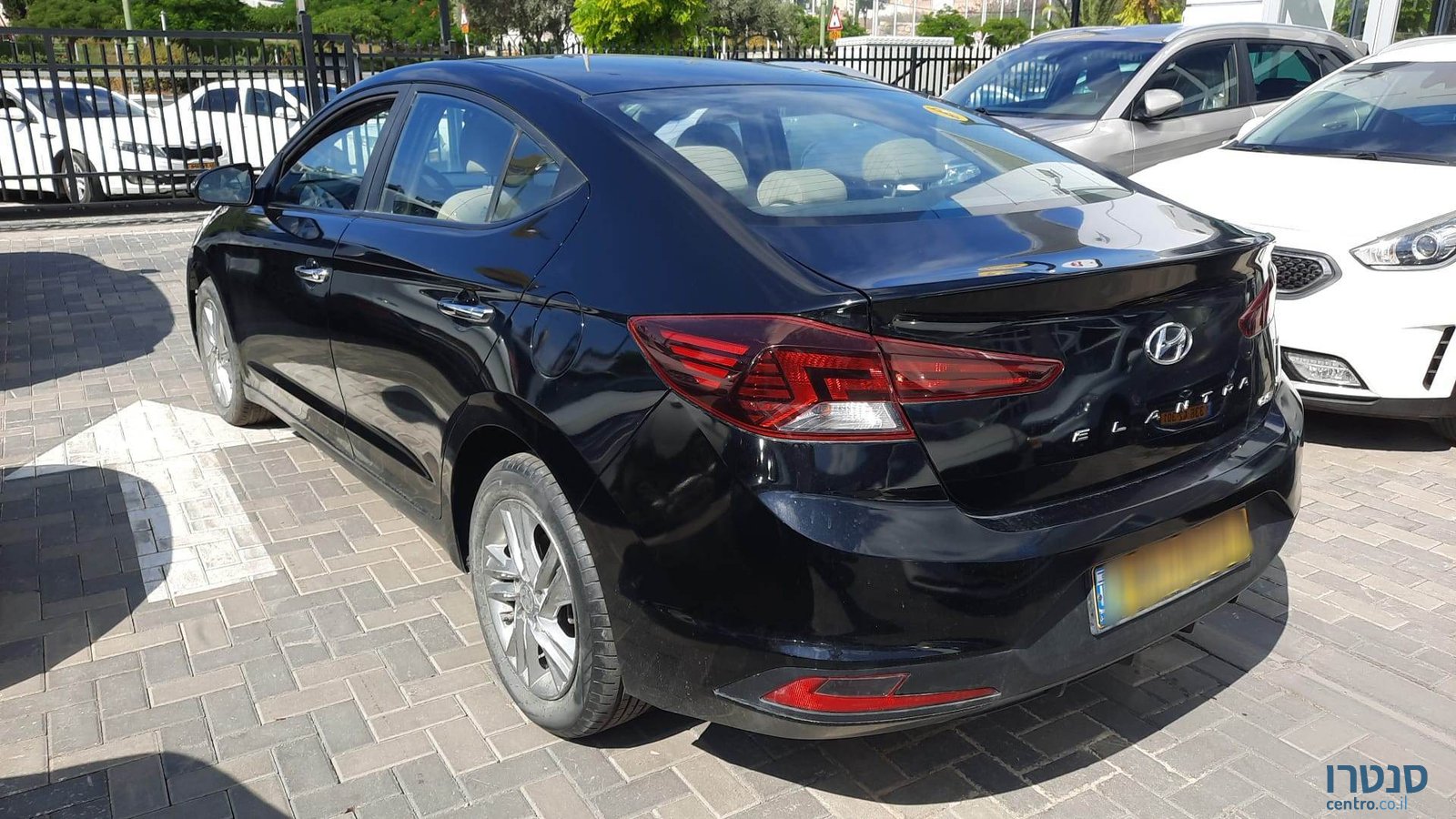 2020' Hyundai Elantra photo #4