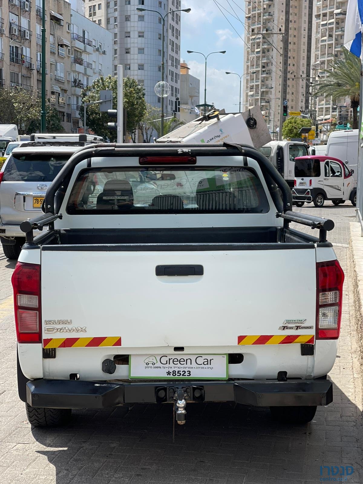 2015' Isuzu PICK UP photo #5