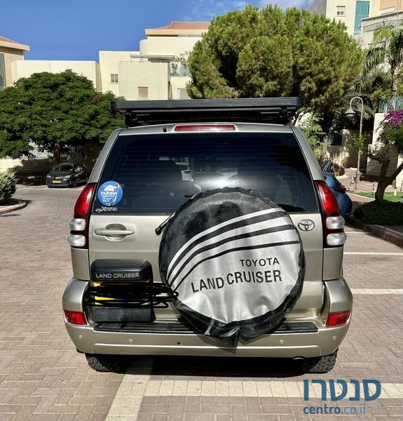 2004' Toyota Land Cruiser טויוטה לנד קרוזר photo #2