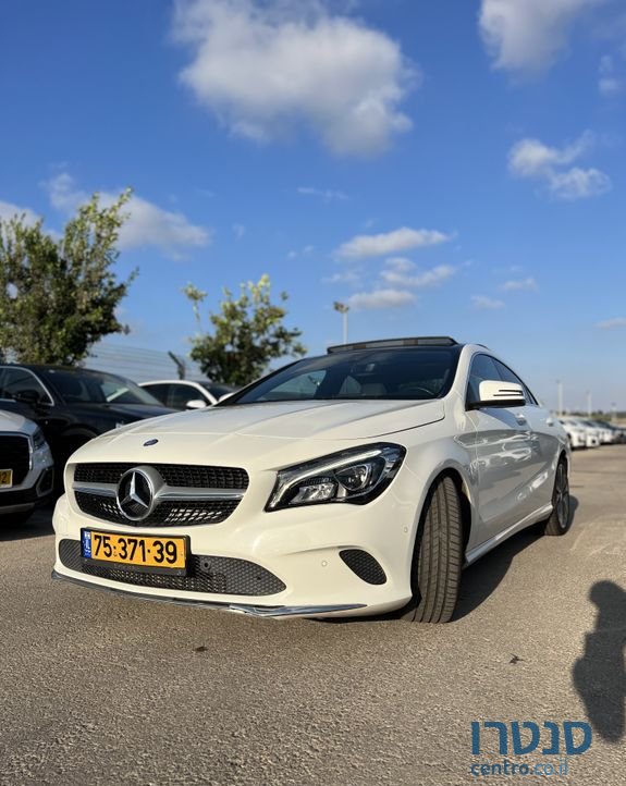 2017' Mercedes-Benz Cla מרצדס photo #2