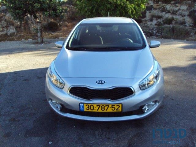 2014' Kia Ceed photo #3