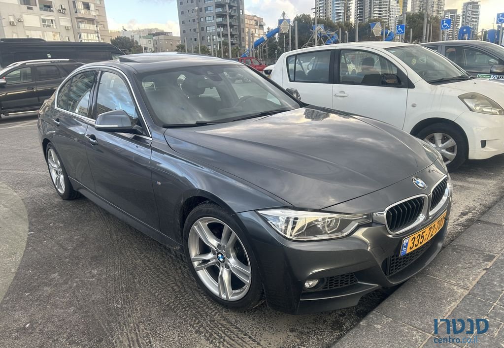 2018' BMW 3 Series ב.מ.וו סדרה 3 photo #2