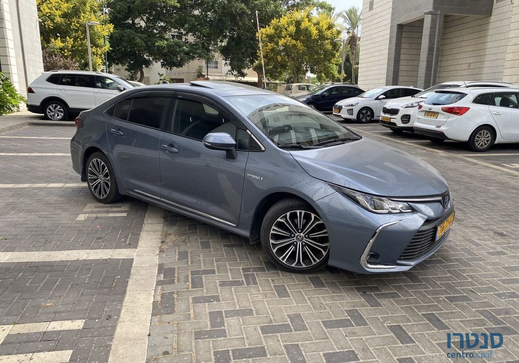 2021' Toyota Corolla טויוטה קורולה photo #1