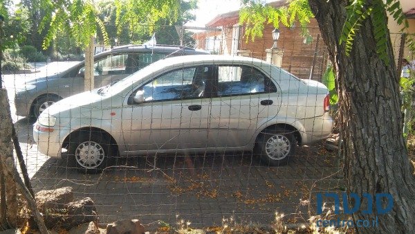 2005' Chevrolet Aveo photo #4