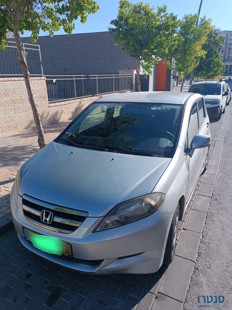 2008' Honda FR-V הונדה photo #1