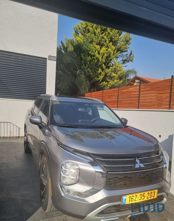 2022' Mitsubishi Outlander מיצובישי אאוטלנדר photo #1