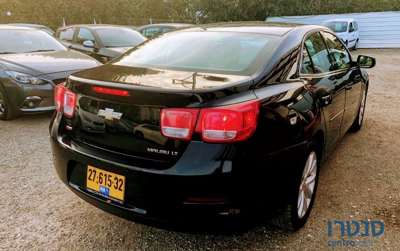 2015' Chevrolet Malibu photo #2