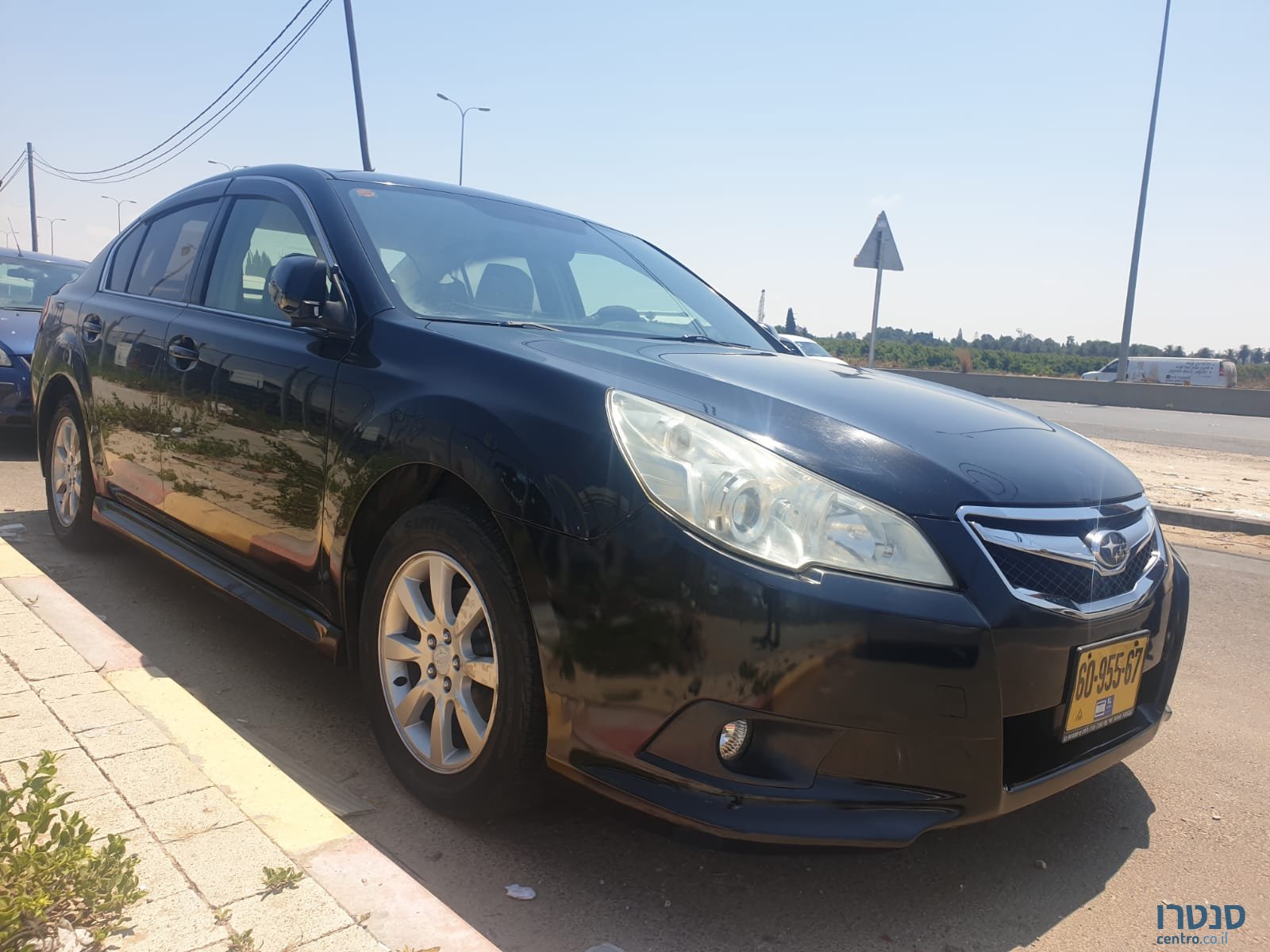 2009' Subaru B4 photo #1