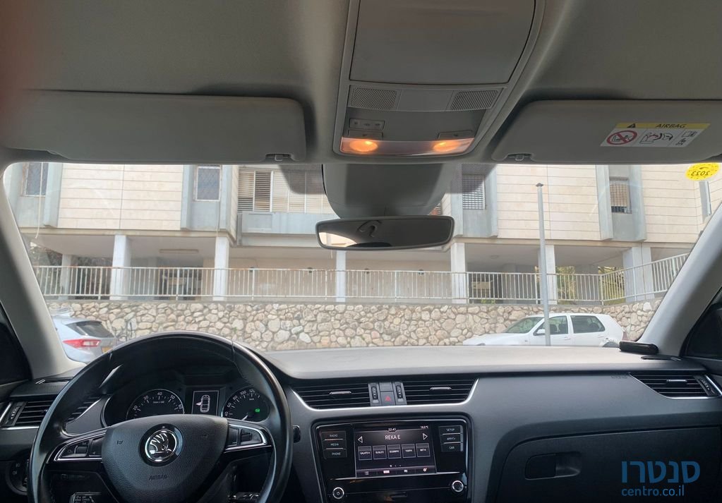 2019' Skoda Octavia סקודה אוקטביה photo #5