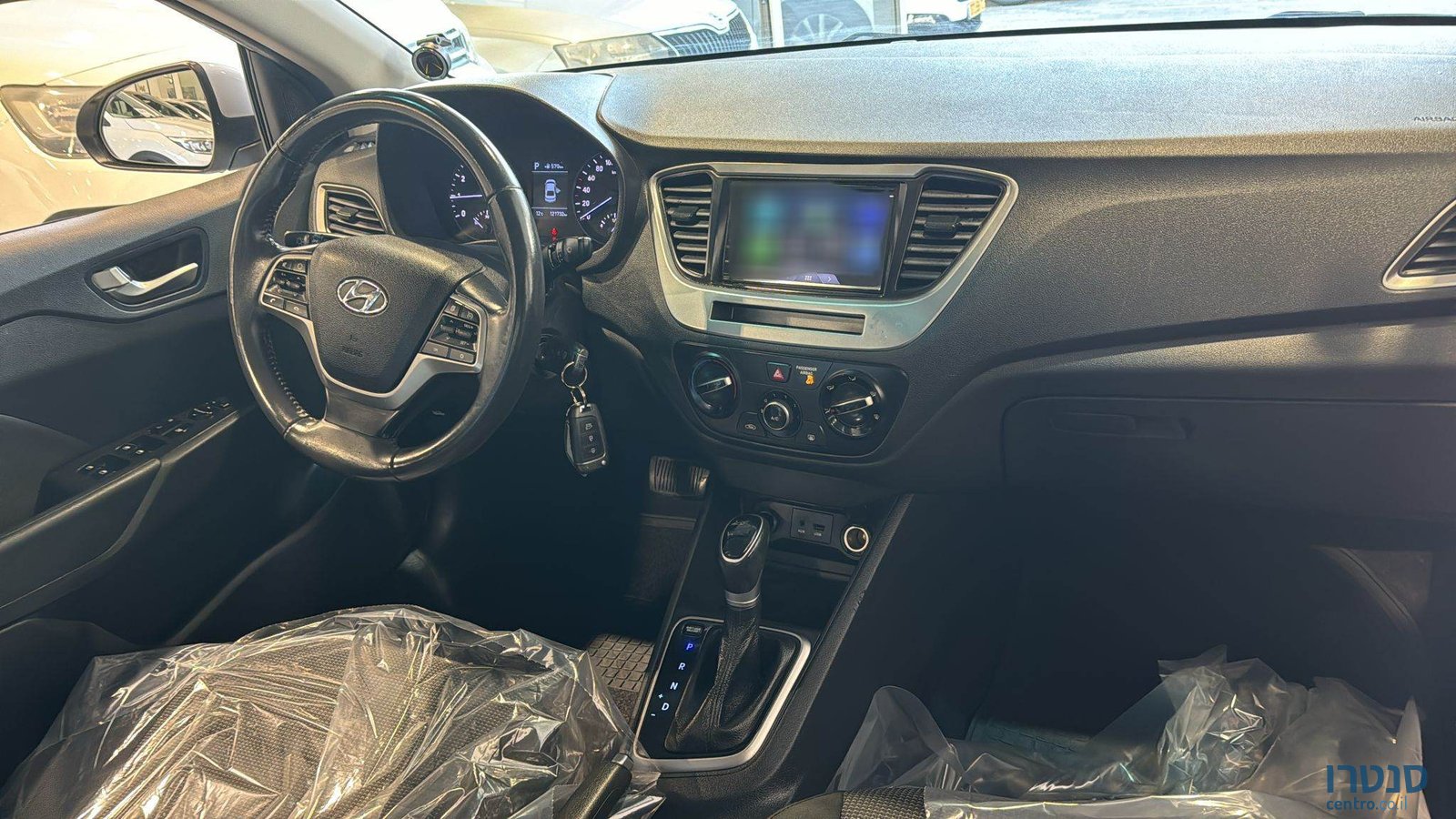 2019' Hyundai Accent photo #5