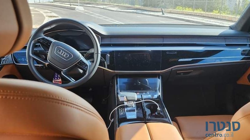 2022' Audi A8 אאודי photo #6