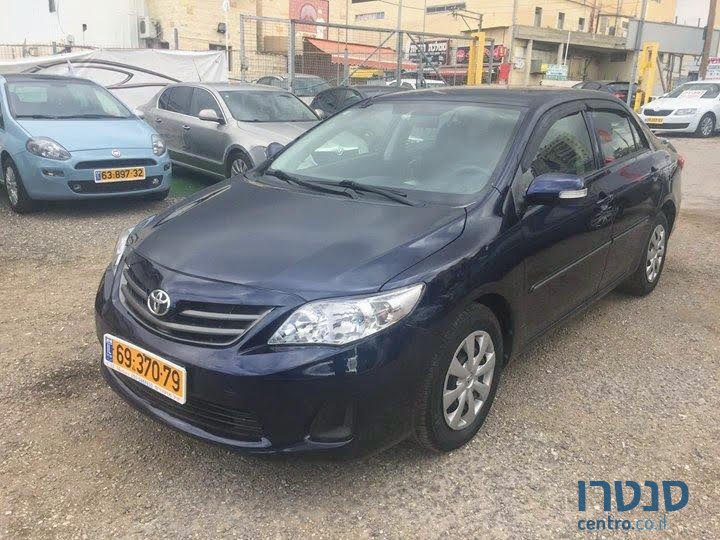 2008' Toyota Corolla photo #1