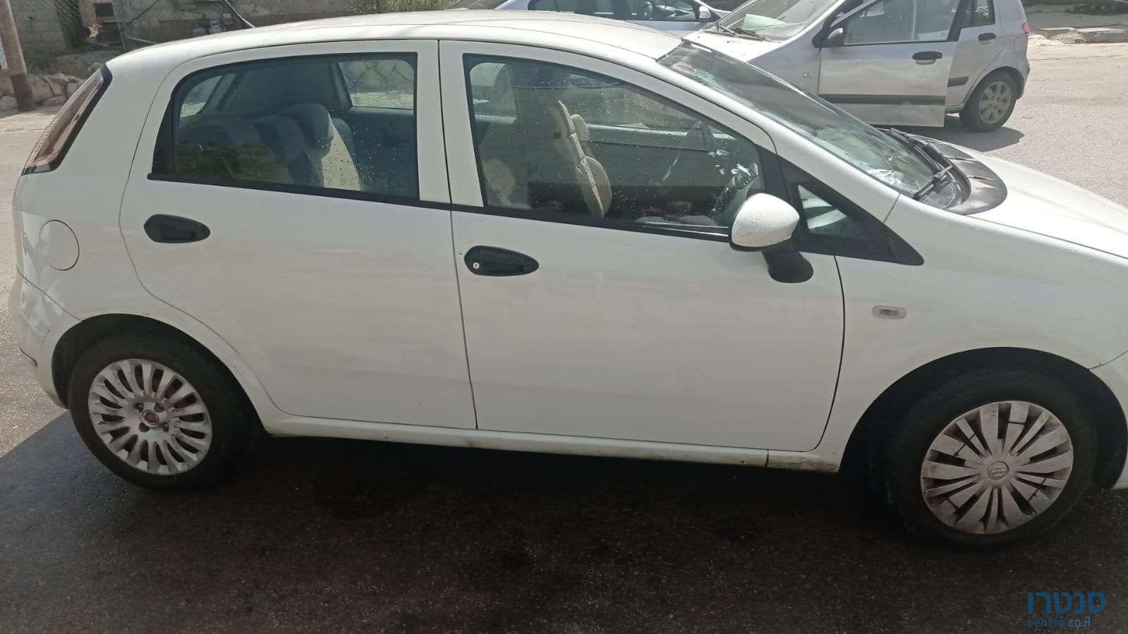 2010' Fiat Punto Evo פיאט פונוטו איבו photo #4