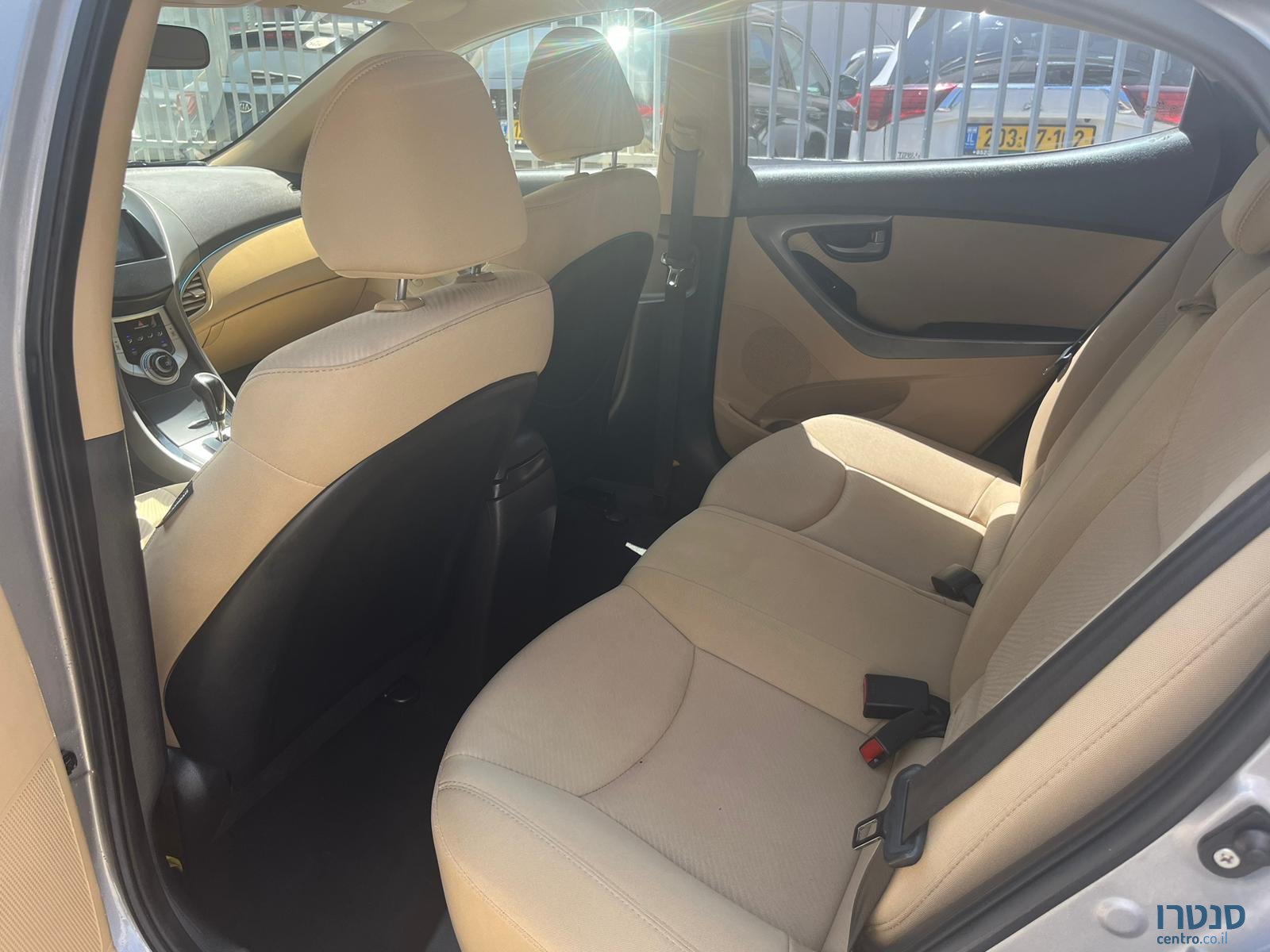 2015' Hyundai i35 photo #5