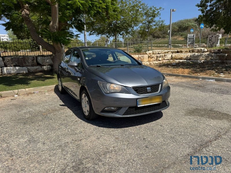 2014' SEAT Ibiza photo #1