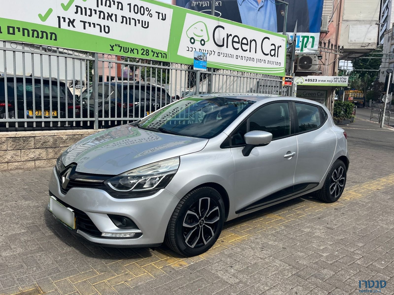 2017' Renault Clio photo #2