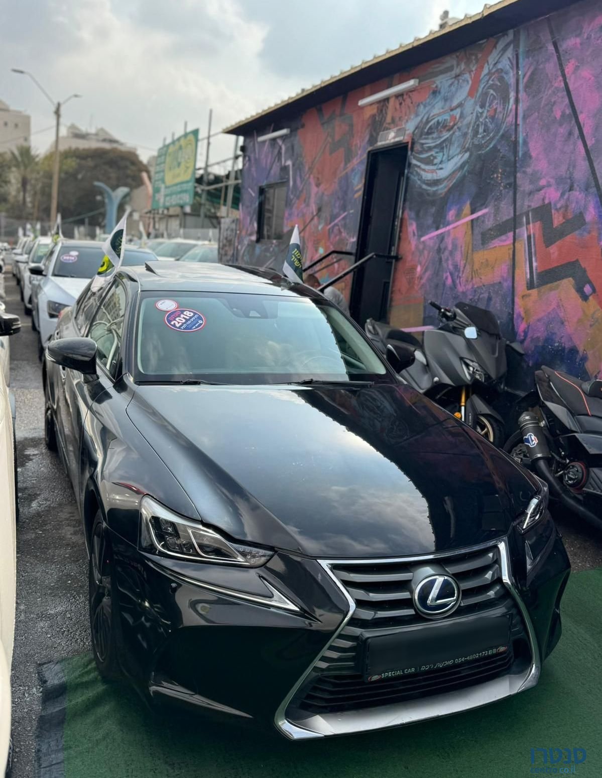 2018' Lexus IS לקסוס photo #2