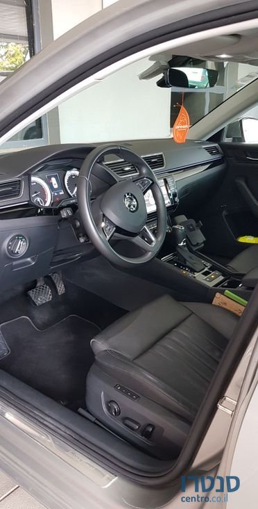 2018' Skoda Superb סקודה סופרב photo #6