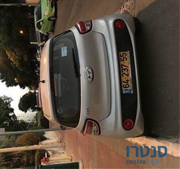 2017' Hyundai i10 i10 יונדאי photo #2
