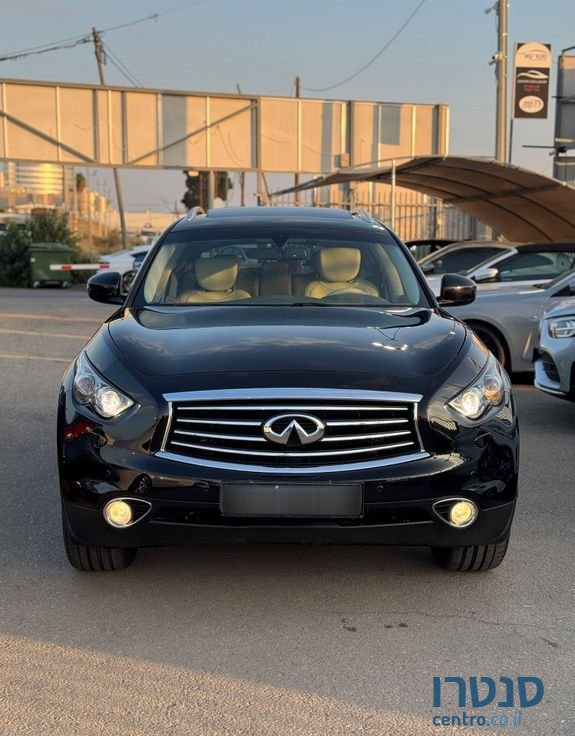 2016' Infiniti QX70 אינפיניטי photo #3