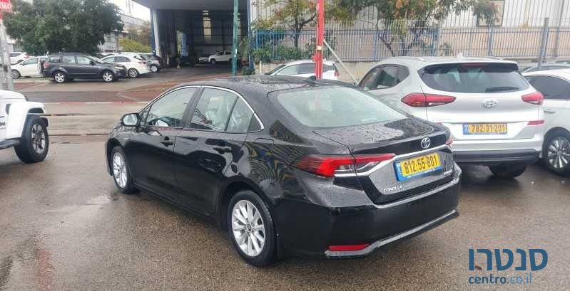 2019' Toyota Corolla טויוטה קורולה photo #2