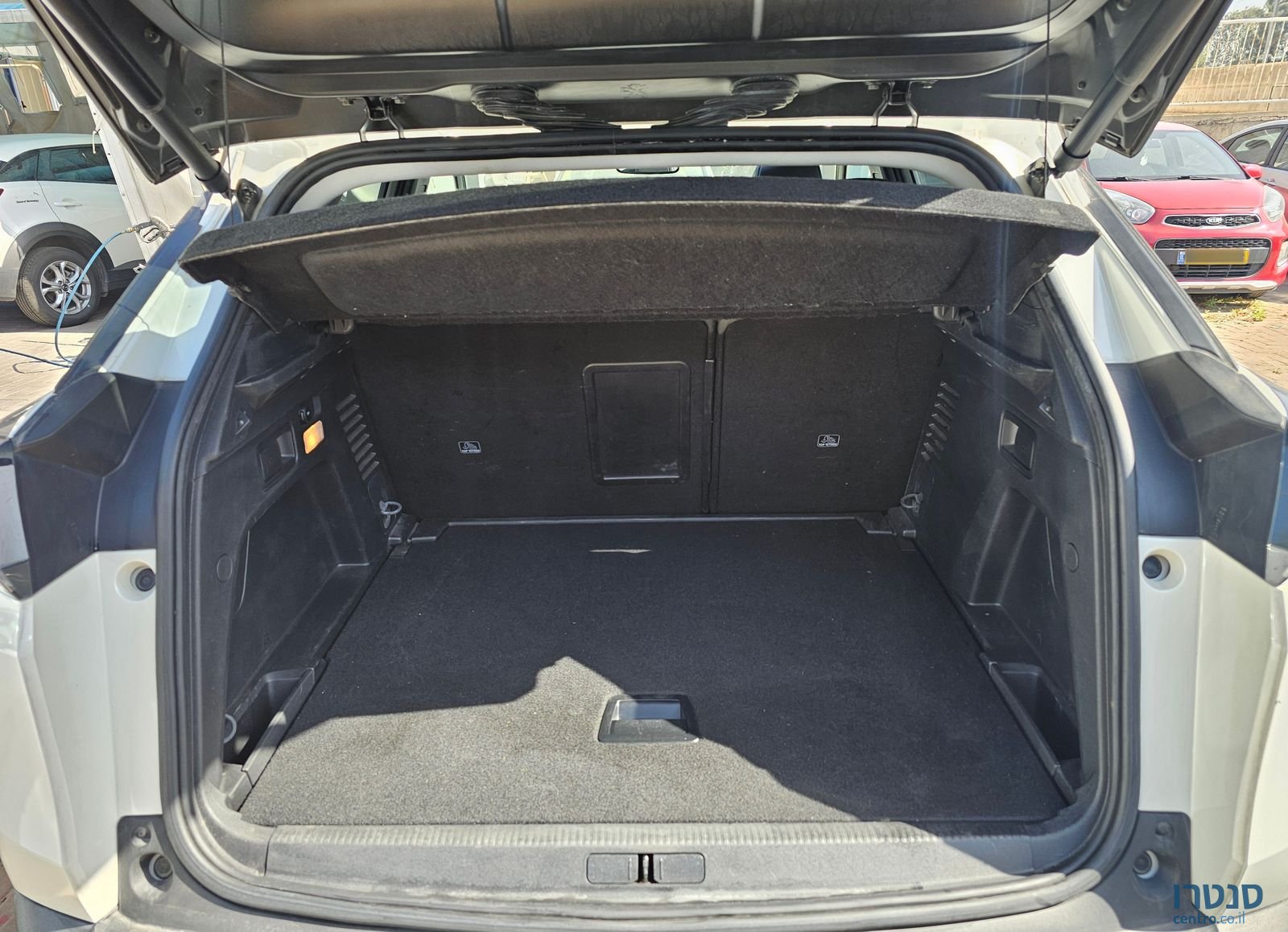 2021' Peugeot 3008 פיג'ו photo #5