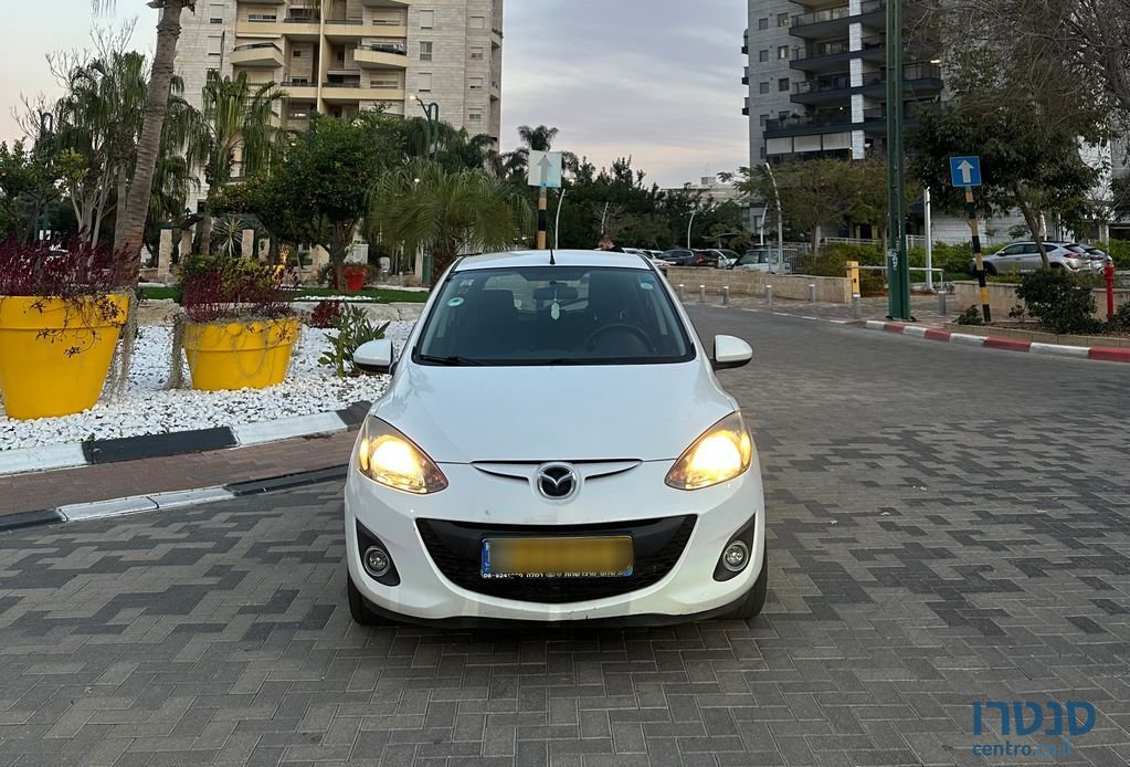 2013' Mazda 2 מאזדה photo #1