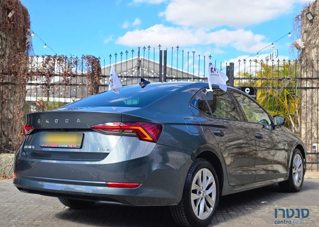 2022' Skoda Octavia סקודה אוקטביה photo #4