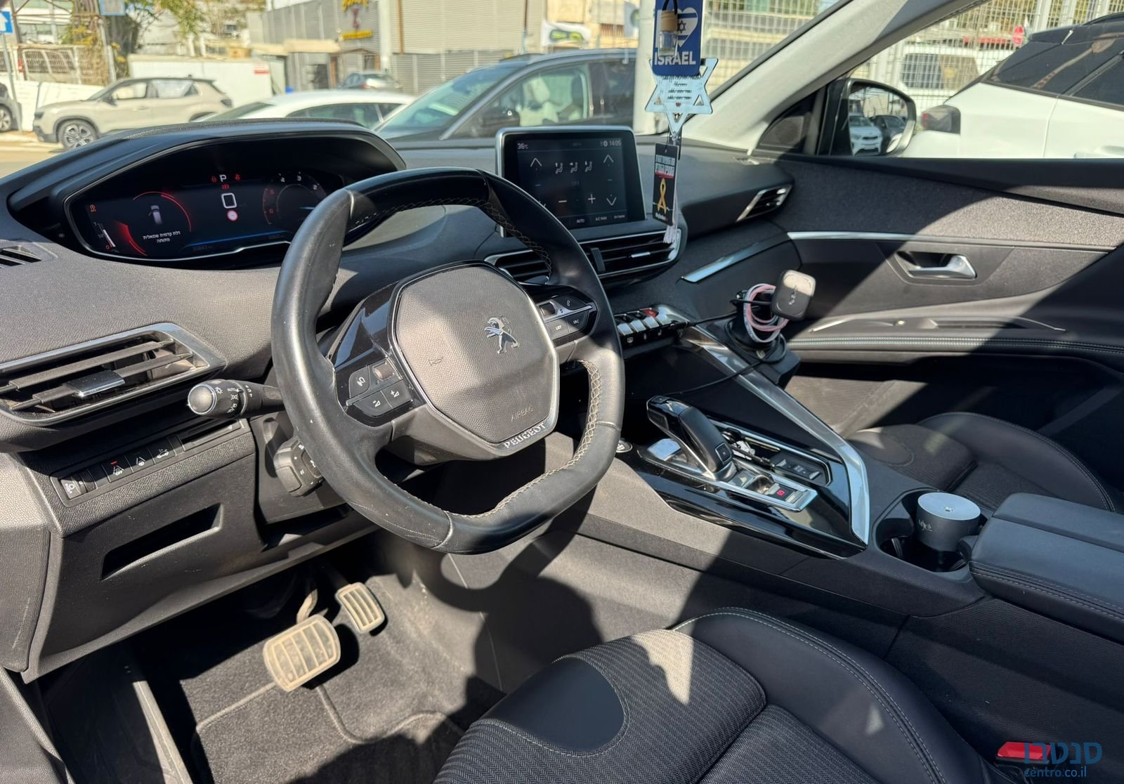 2022' Peugeot 3008 פיג'ו photo #5