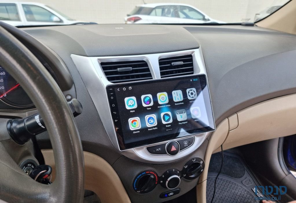 2013' Hyundai i25 יונדאי photo #5