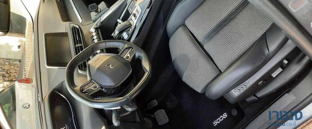 2023' Peugeot 5008 פיג'ו photo #1