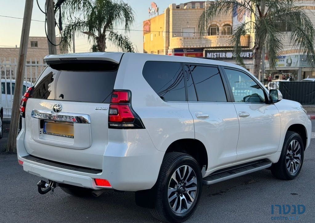 2022' Toyota Land Cruiser טויוטה לנד קרוזר photo #4