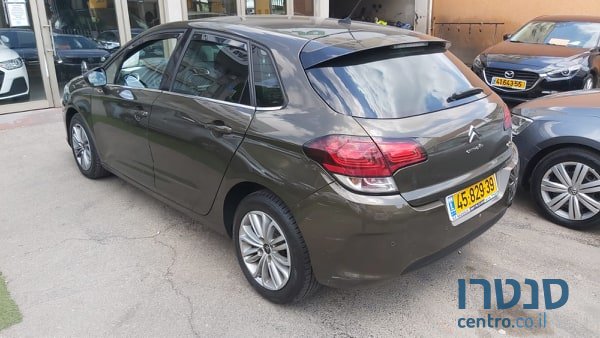 2016' Citroen C4 photo #2