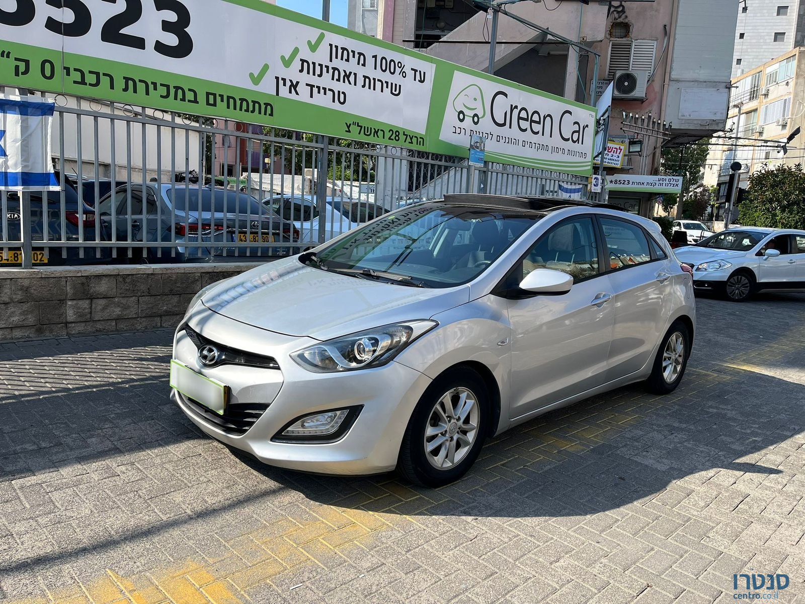 2016' Hyundai i30 photo #1