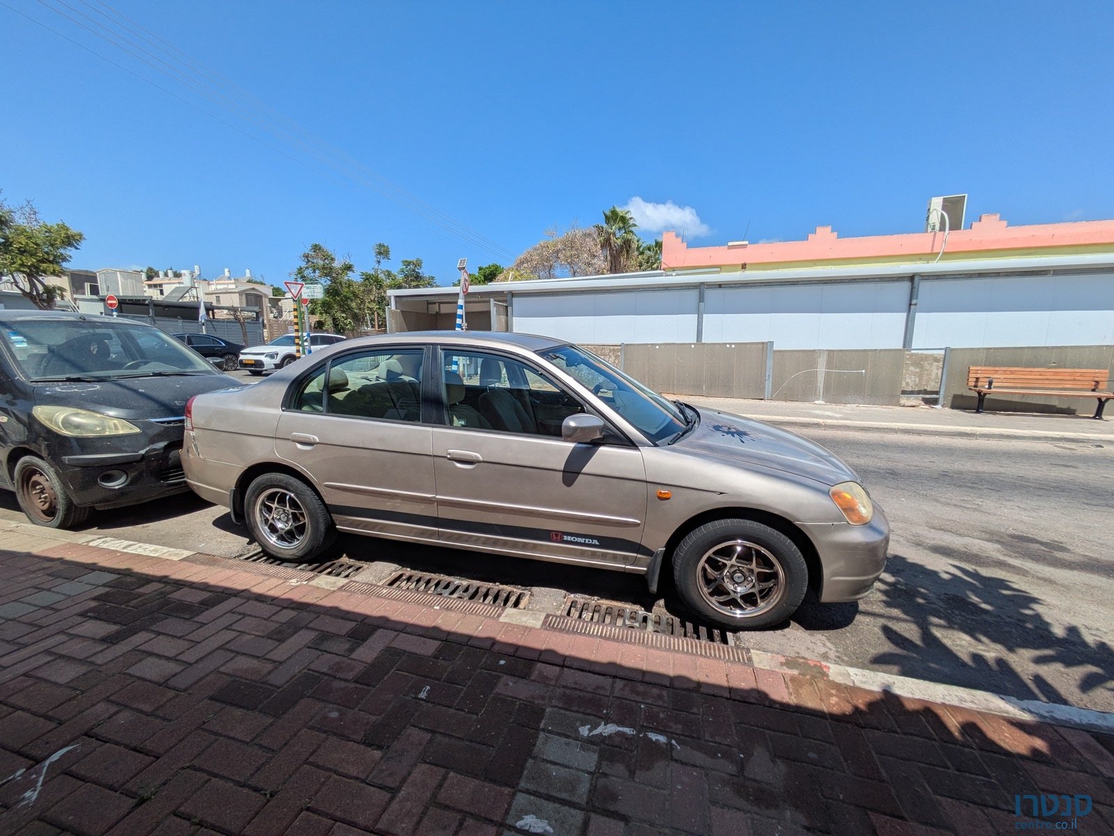 2005' Honda Civic photo #1