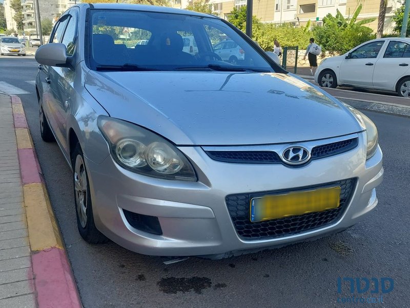 2009' Hyundai i30 יונדאי photo #6