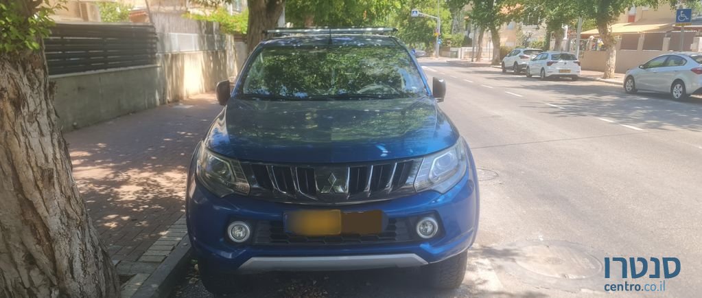 2018' Mitsubishi L200 4X4 מיצובישי טרייטון photo #1
