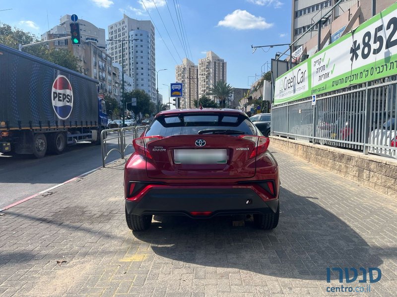 2018' Toyota C-HR photo #6