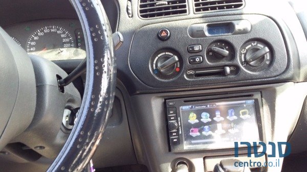 2001' Mitsubishi Lancer photo #3