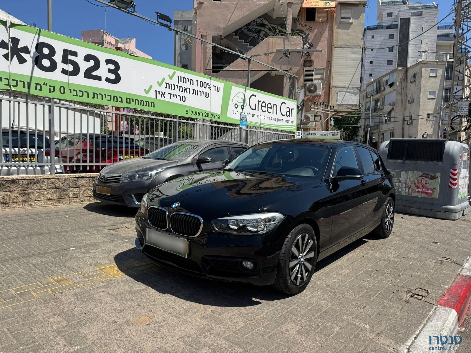 2019' BMW 118 photo #1